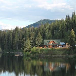Lac Des Roches Resort